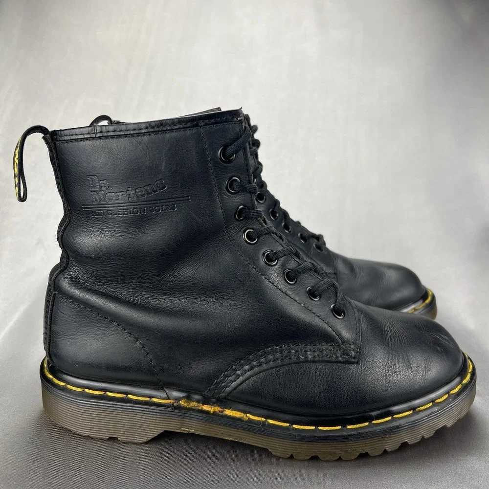Vtg Dr. Martens Combat Black Leather Boots Made In England * UK 6 / US 7 / EU 39 - Picture 3 of 17